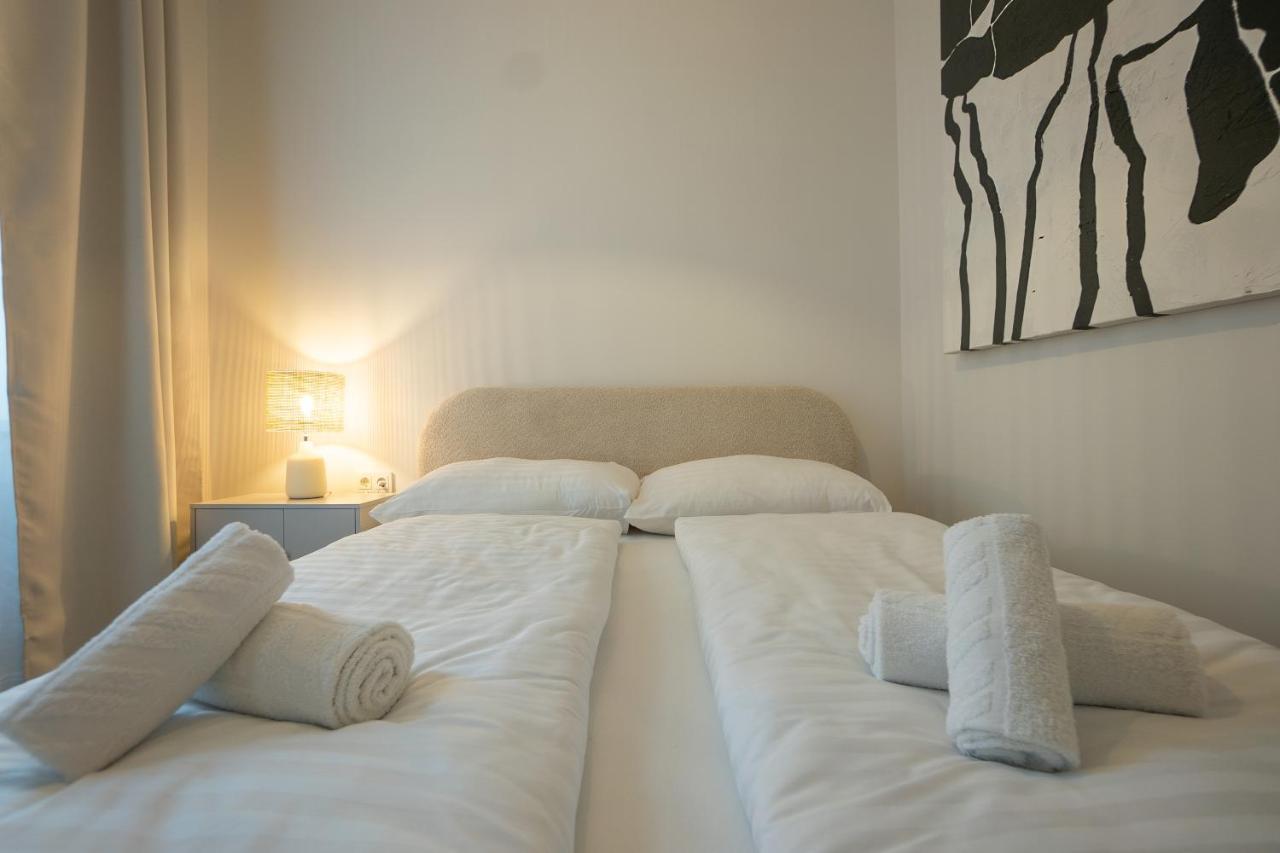 Brand-new 2-room In A Location Apartment Wien